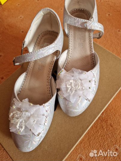 Туфли для девочки