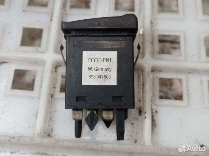 Кнопка подогрева стекла Audi 80