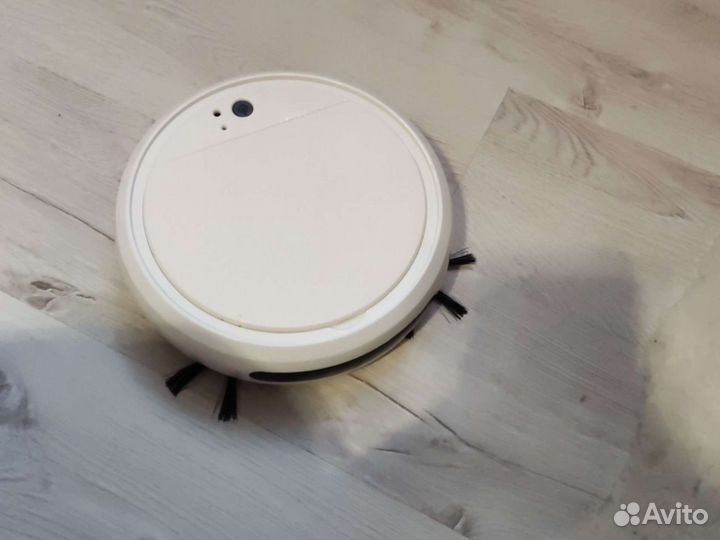 Робот пылесос