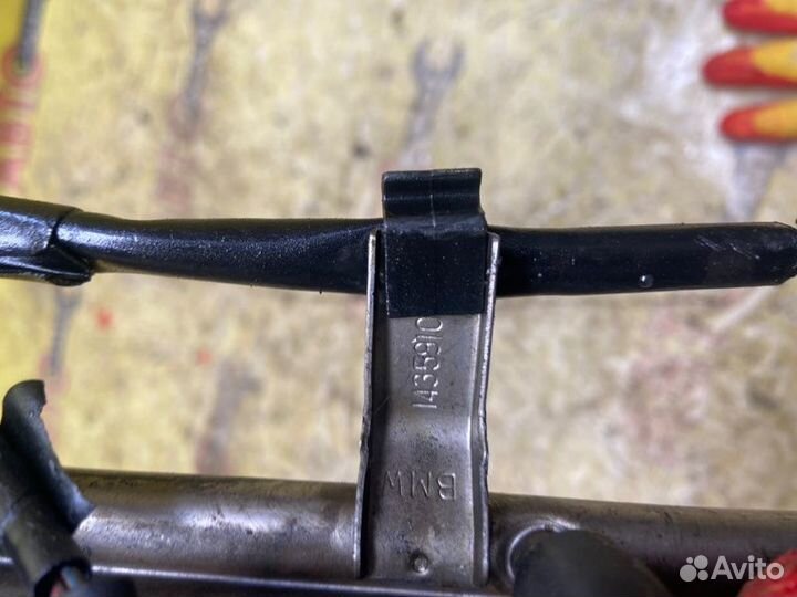 Топливная рампа Bmw 3-Series E46 M43B19 1998