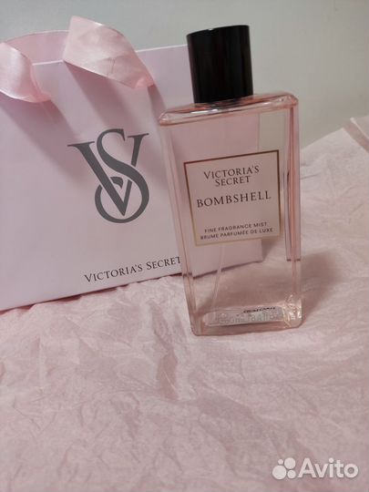 Victoria Secret bombshell