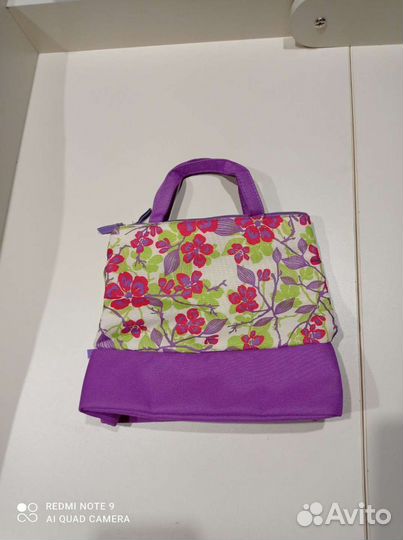 Косметичка дорожная