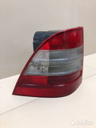 Фонарь задний левый Mercedes ML W163