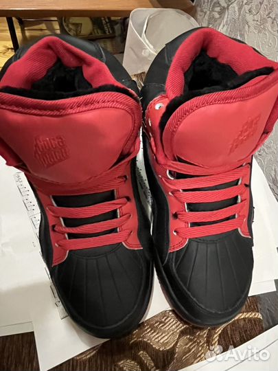 Кроссовки зимние