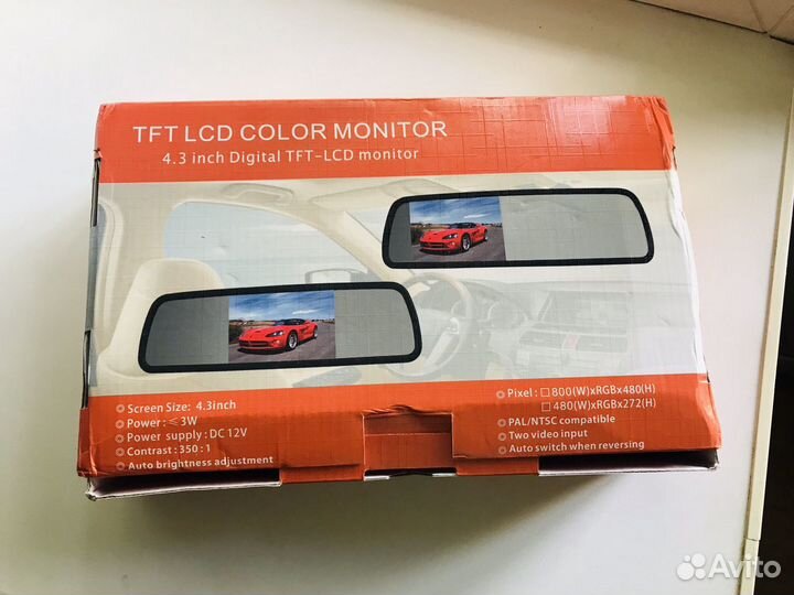 Зеркало заднего вида с монитором и камерой