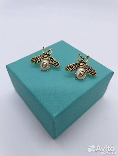 Стильные серьги Gucci