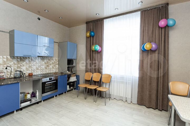 Дом 240 м² на участке 7 сот.