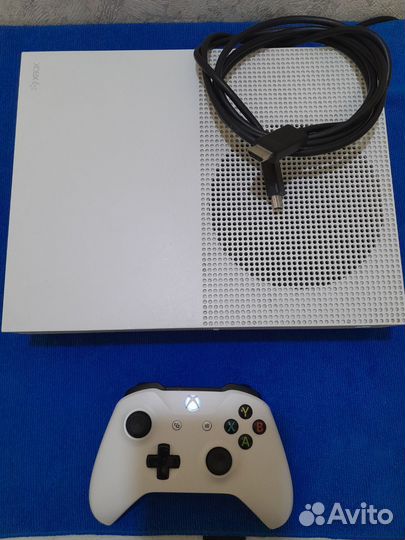 Xbox One s 1tb с играми