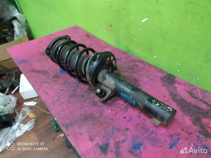 Амортизатор передний Golf 5 6 Jetta Octavia Caddy