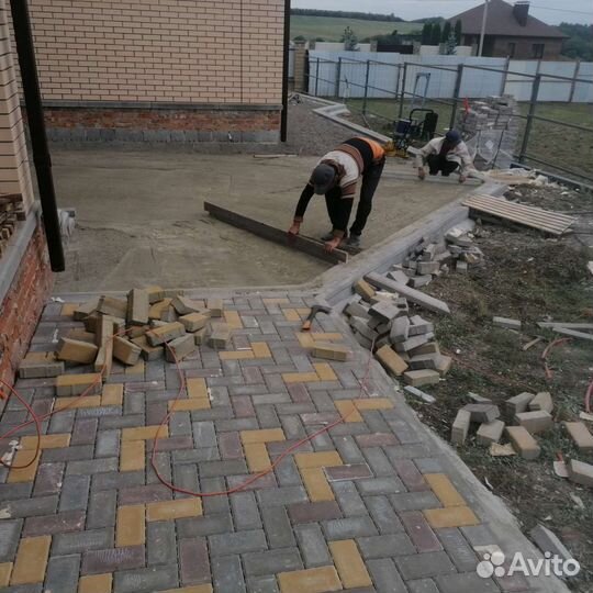 Укладка тротуарной плитки