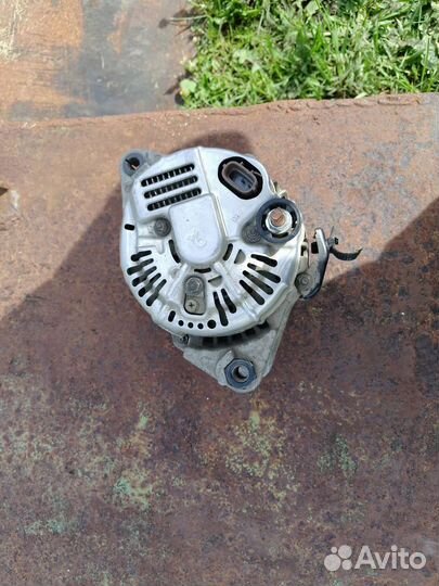 Продам генератор Киа sorento