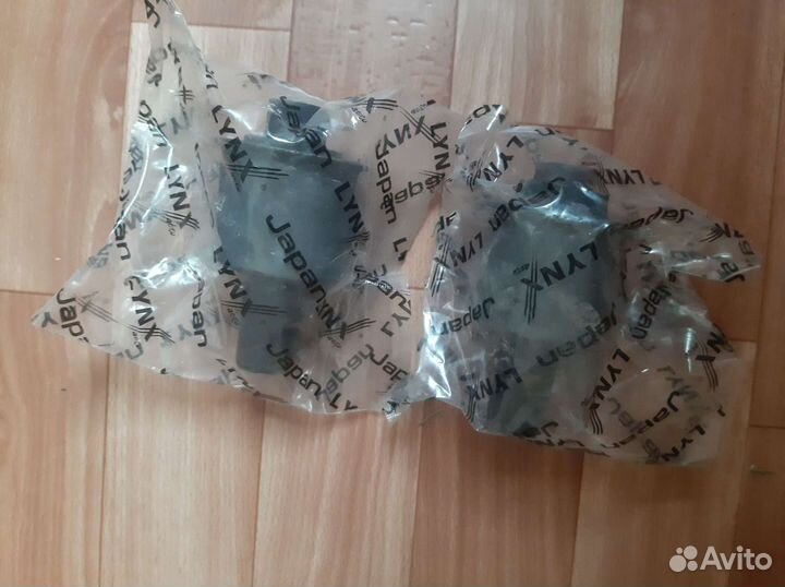 Сайлентблок передний верхний