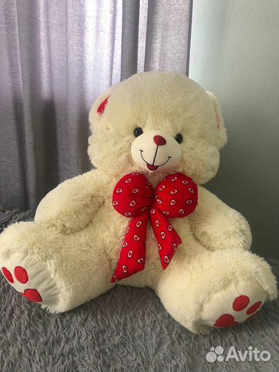 Плюшевый медведь