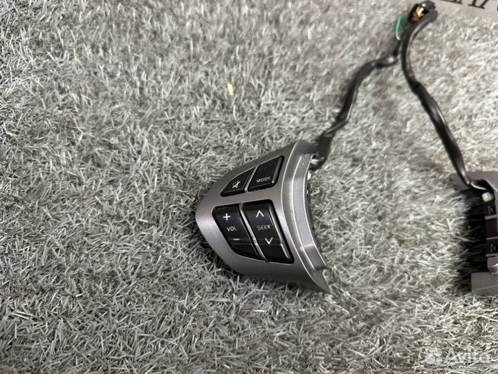 Кнопки руля Suzuki Grand Vitara 3