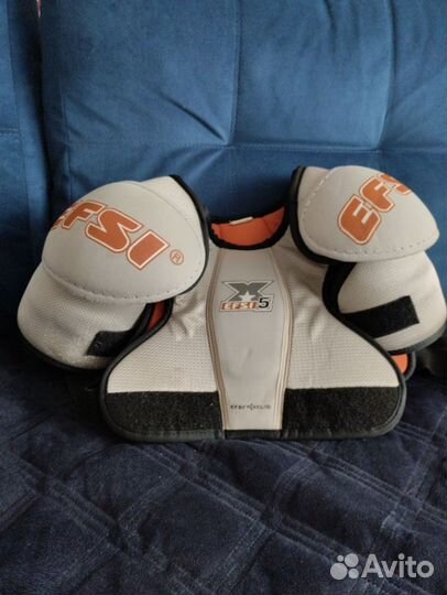 Нагрудник хоккейный sr l