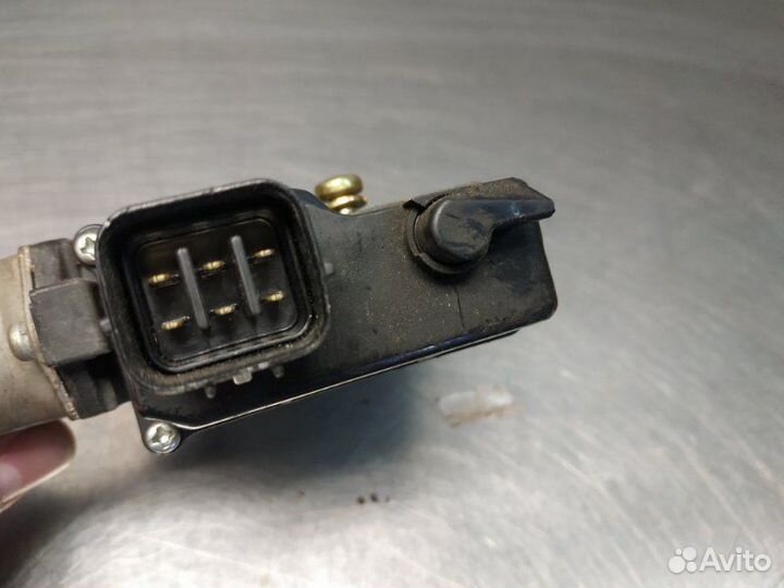 Моторчик стеклоподъемника передний правый