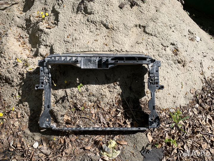 Рамка родиатора фольксваген тигуан