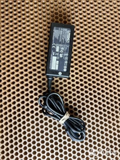 Блок питания для ноутбуков Asus Liteon PA-1650-68