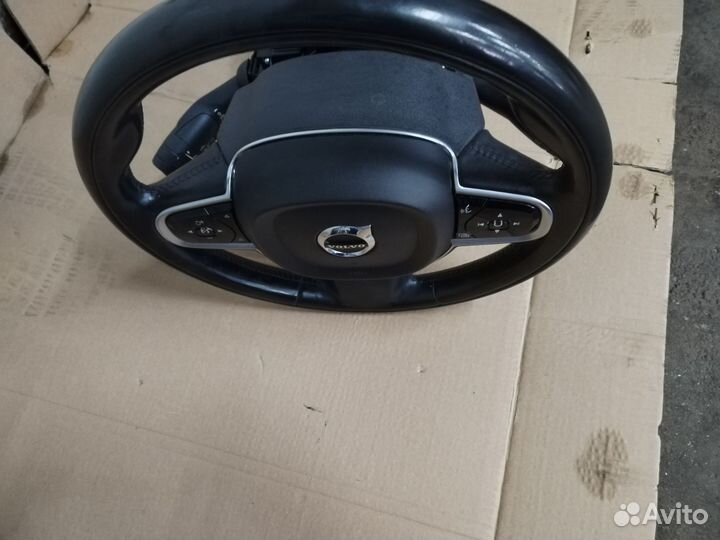 Рулeвоe колесо volvo XC90 SPA 32288783