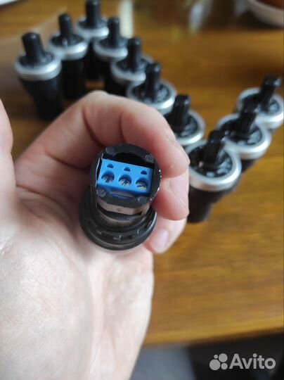 Потенциометр, переменный резистор, регулятор 10 5