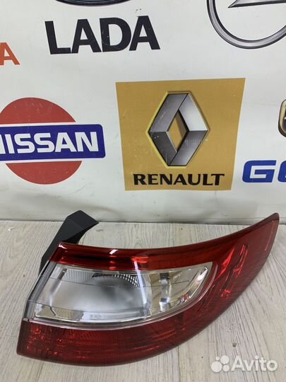 Фонарь задний Renault fluence Прав