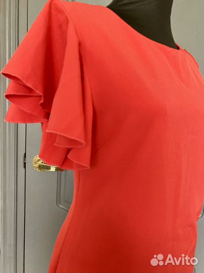 Новое Платье нарядное красное, S