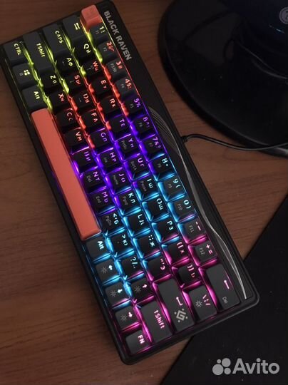 Игровая клавиатура с подсветкой