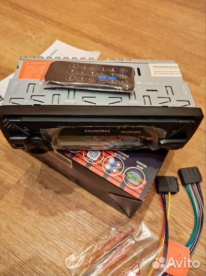 Автомагнитола Soundmax с Блютуз Новая
