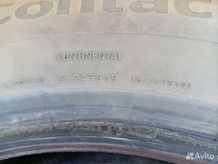 Continental IceContact 2 SUV 215/65 R17 103T