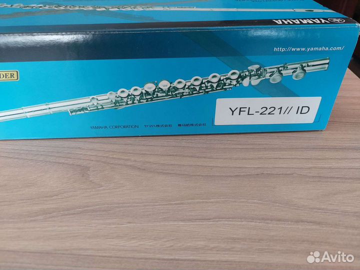 Флейта Yamaha YFL-221/ID