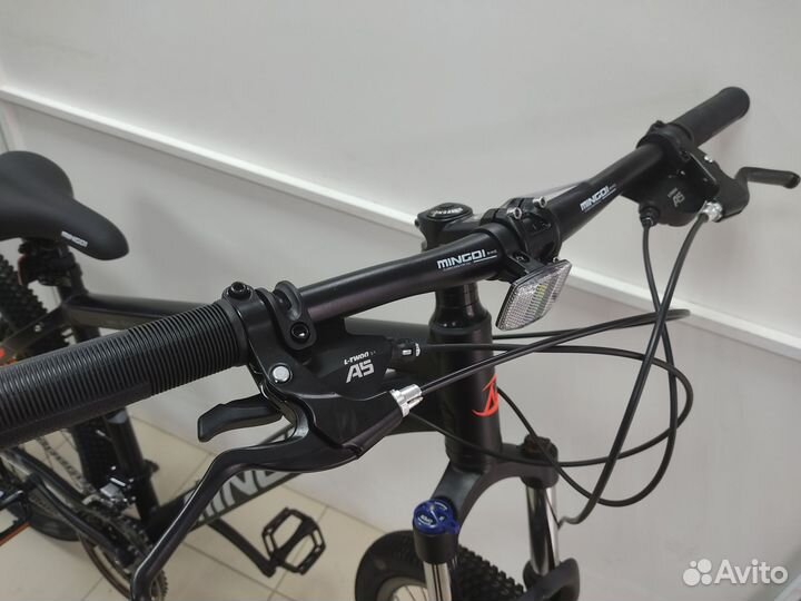 Велосипед горный алюминиевый