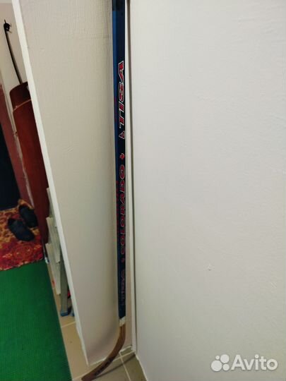 Клюшка хоккейная