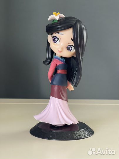 Статуэтки девочки