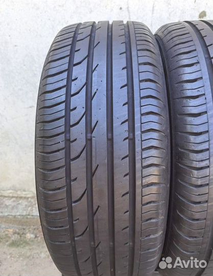 Continental ContiPremiumContact 2 215/55 R17 94V