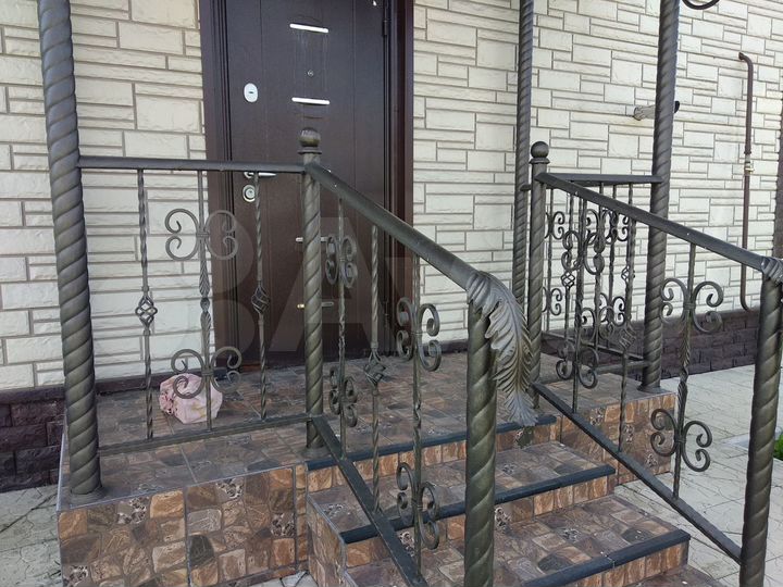 Коттедж 181,3 м² на участке 35 сот.