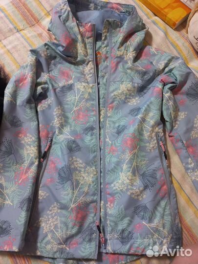 Куртка ветровка на девочку р.134-140