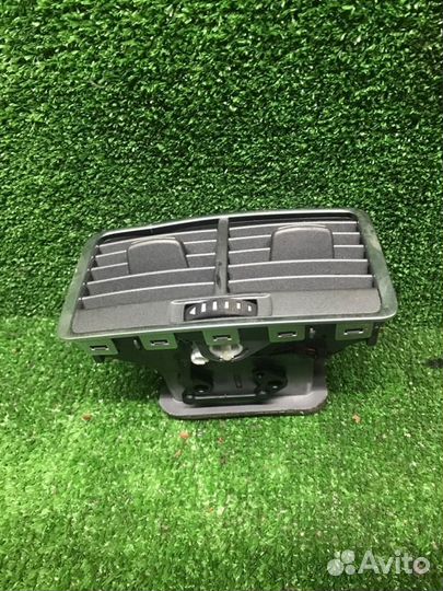 Дефлектор воздуховода задний Audi A6 C6 AUK 2007