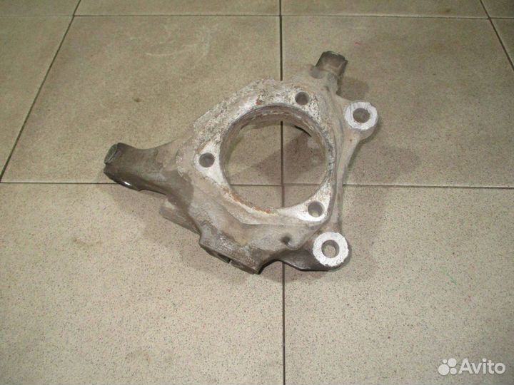 Кулак поворотный передний правый Opel Vectra C