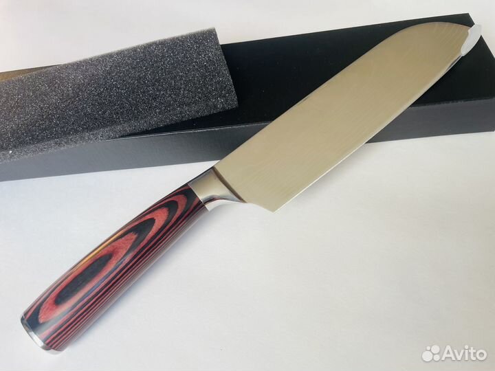 Профессиональный кухонный нож Сантоку