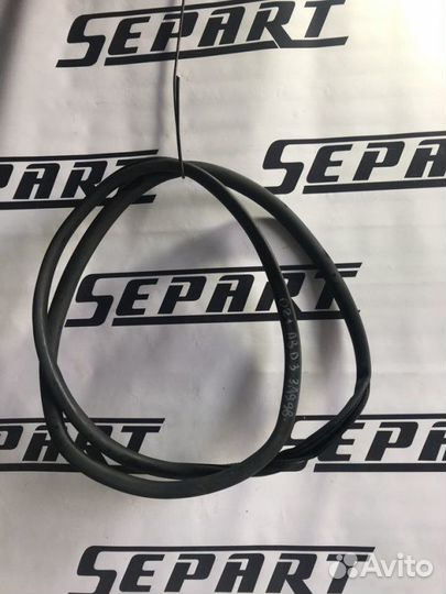 Уплотнитель двери Audi A8 D3