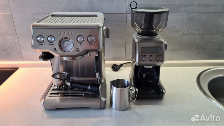 Кофеварка Bork c803 + Кофемолка Bork j801