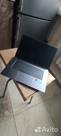 Huawei matebook d14