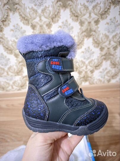Зимние сапоги для мальчика новые 20