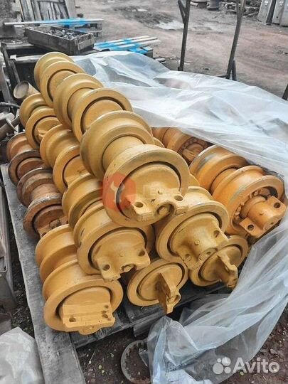 Каток поддерживающий Doosan 225LC-V 2270-1005G