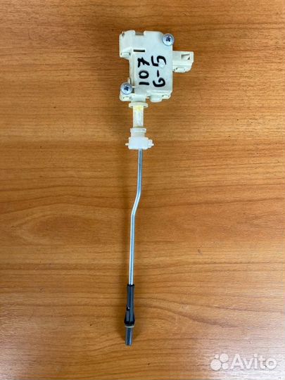 Активатор лючка бензобака Vw Golf 5 BSE 2007