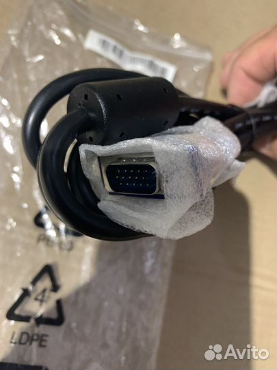 Кабель VGA