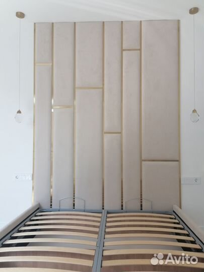 Кровать, изголовье, мягкие стеновые панели 