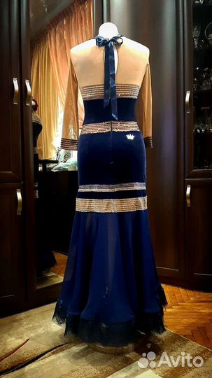 Платье для бальных танцев