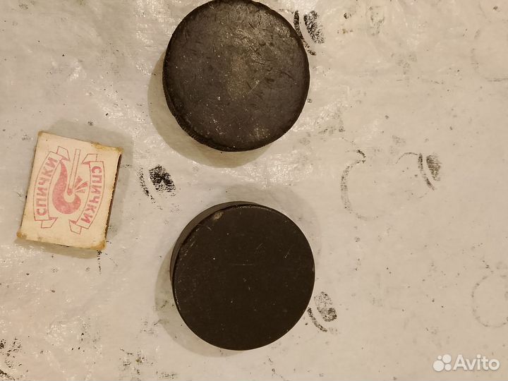 Шайба хоккейная