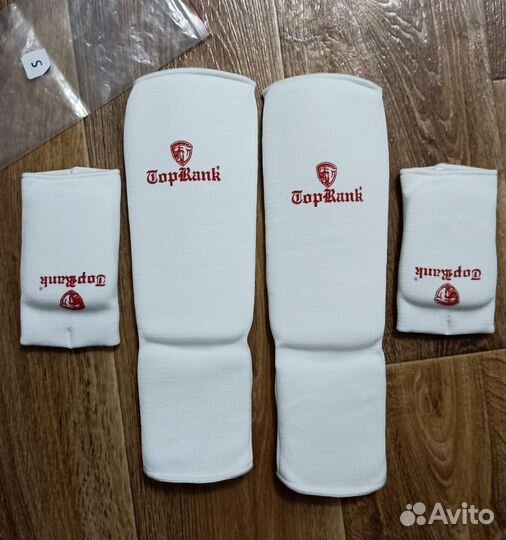 Кимоно (доги) для каратэ +защита